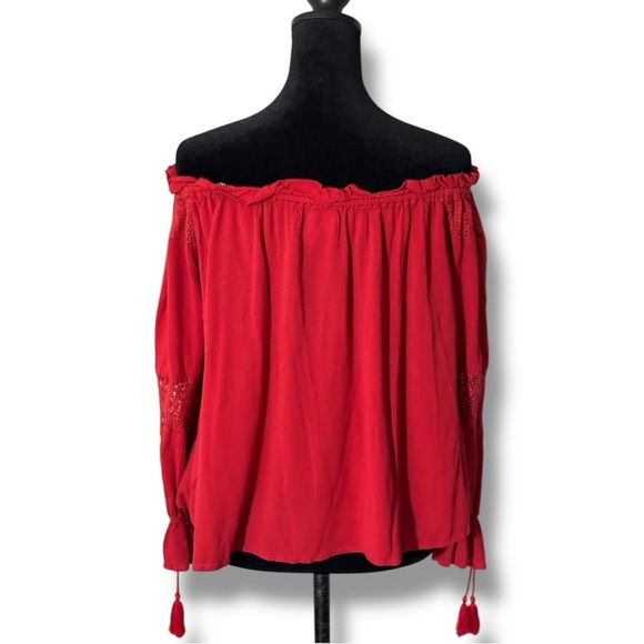 Band of Gypsies Red Ruffled Lightwight Off-Shoulder Long Sleeve Tassel Blouse - Picture 3 of 16